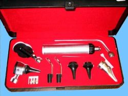 Comb. Otoscope&Opthal Sets *Set includes: an ophthalmoscope, otoscope with 3 aural & 1 nasal specula, laryngeal and 2 post-nasal mirrors, metal tongue depressor and a bent arm throat lamp in a plastic carry case